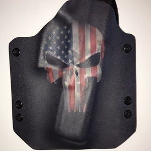 Men's Black Kydex Holster with American Flag Skull Design